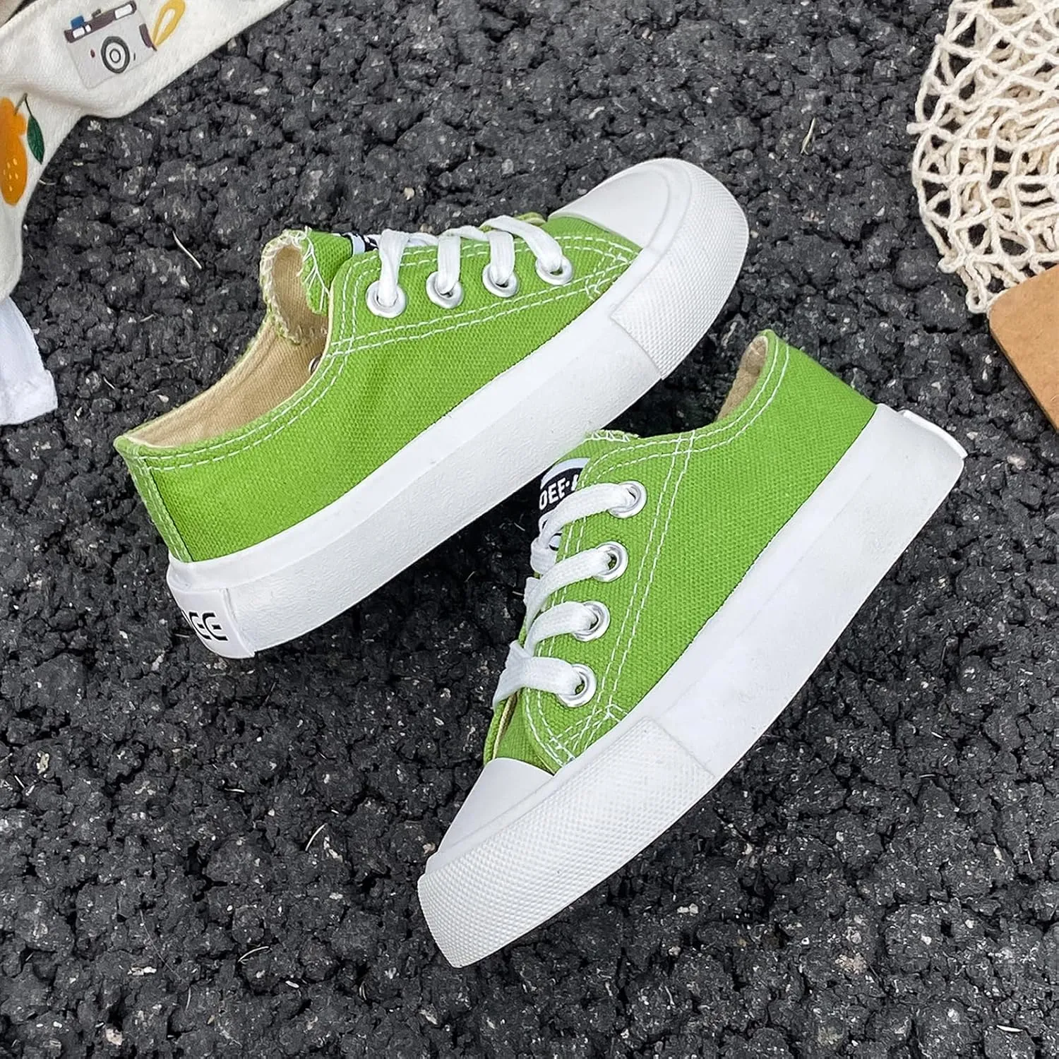 Boys Girls Baby Children's Shoes Low top lace-up Children's Canvas Shoes Back-to-School Season Small White Shoes Children's Sneakers Teens Medium and Large Kids Skateboarding Shoes