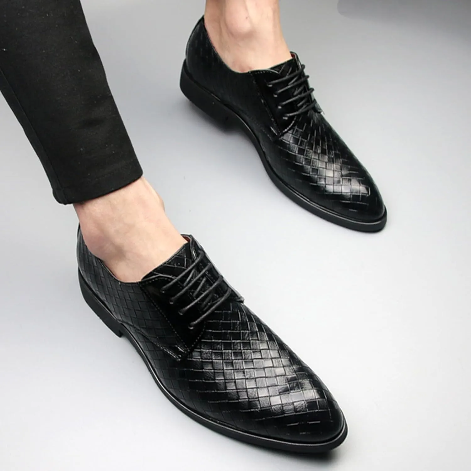 Classic Dress Shoes for Men Fashion Crocodile Printed Lace-Up Pointed-Toe Oxfords Shoes Business Formal Wedding Shoes