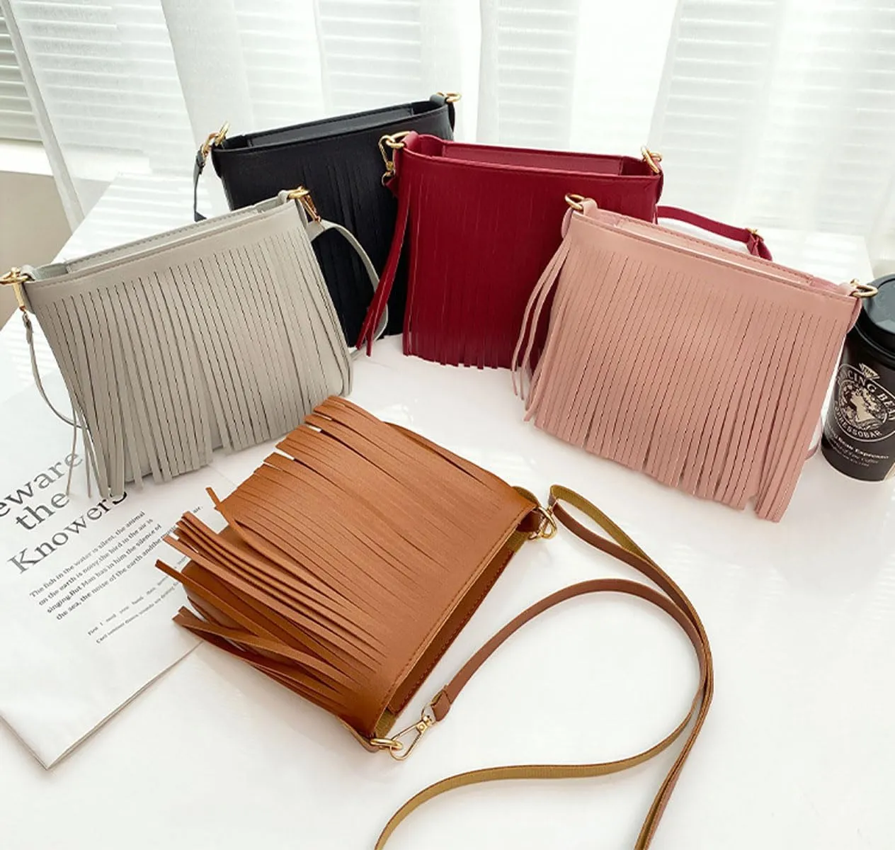 Fringe Crossbody Shoulder Bag Faux Leather Messenger Purse Western Cowgirl Tassel Handbags for Women, Pink