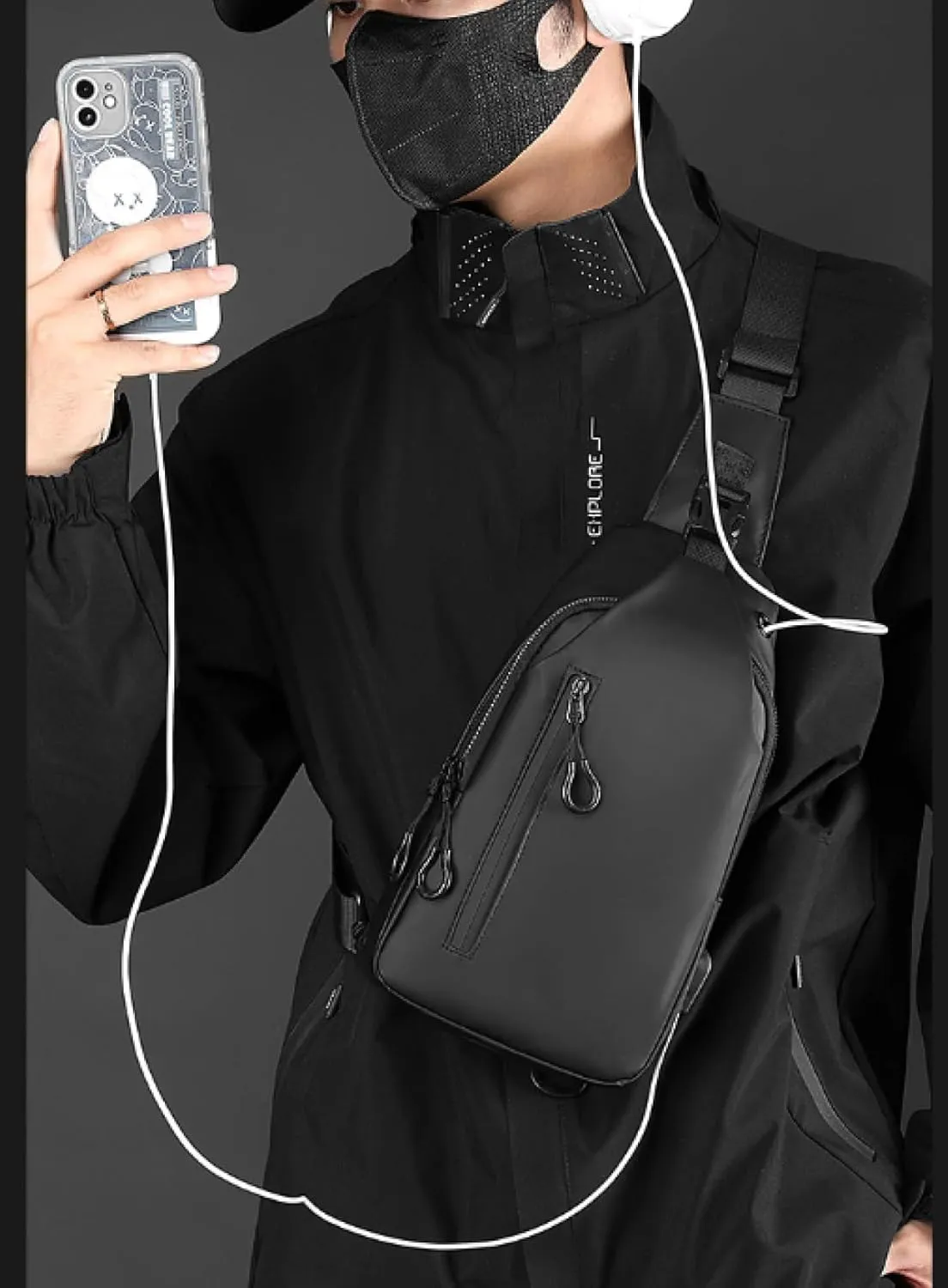 Large-capacity multi-compartment storage bag, portable outdoor shoulder bag, equipped with headphones and a USB charging port.(Army green earphones charging double-layer zipper model)