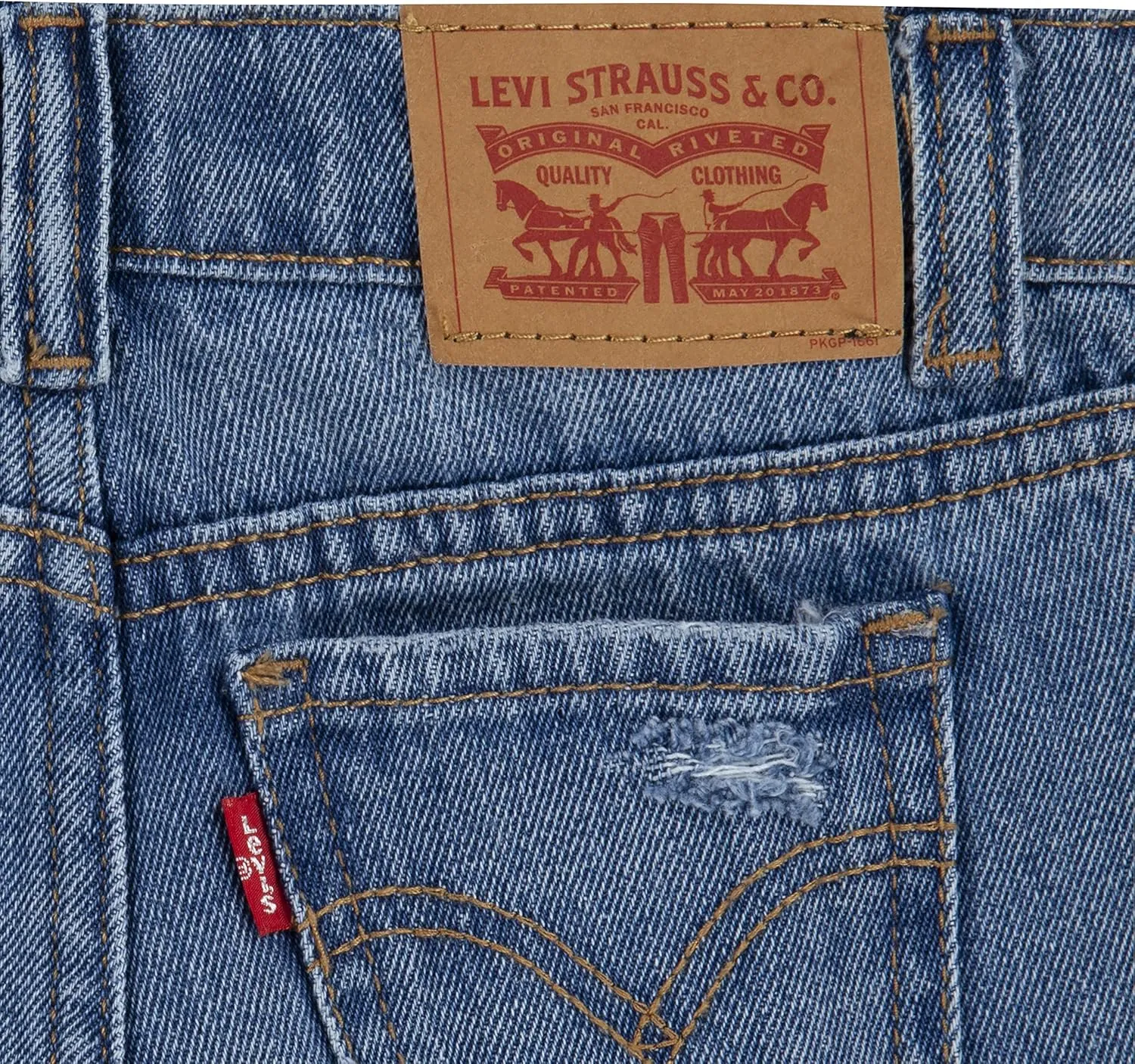 Levi's Girls' Girlfriend Fit Denim Shorty Shorts