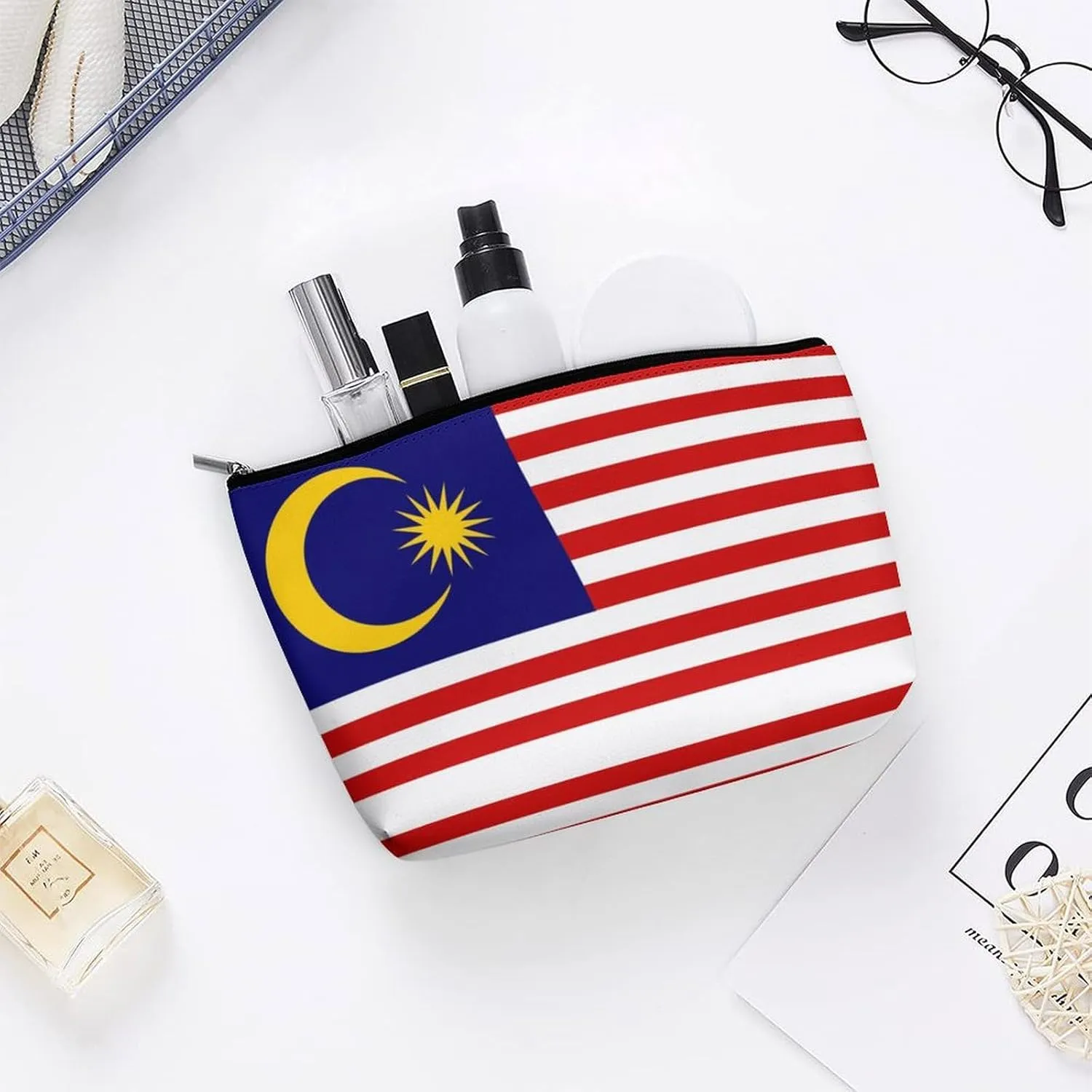 Malaysia Flag Travel-Friendly Cosmetic Bag Zipper Makeup Organizer Pouch for Women