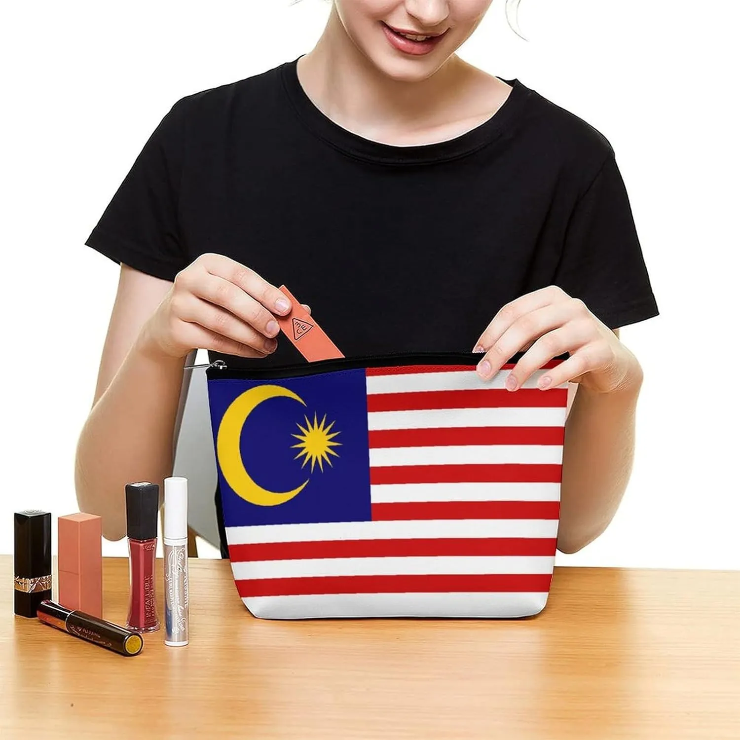 Malaysia Flag Travel-Friendly Cosmetic Bag Zipper Makeup Organizer Pouch for Women
