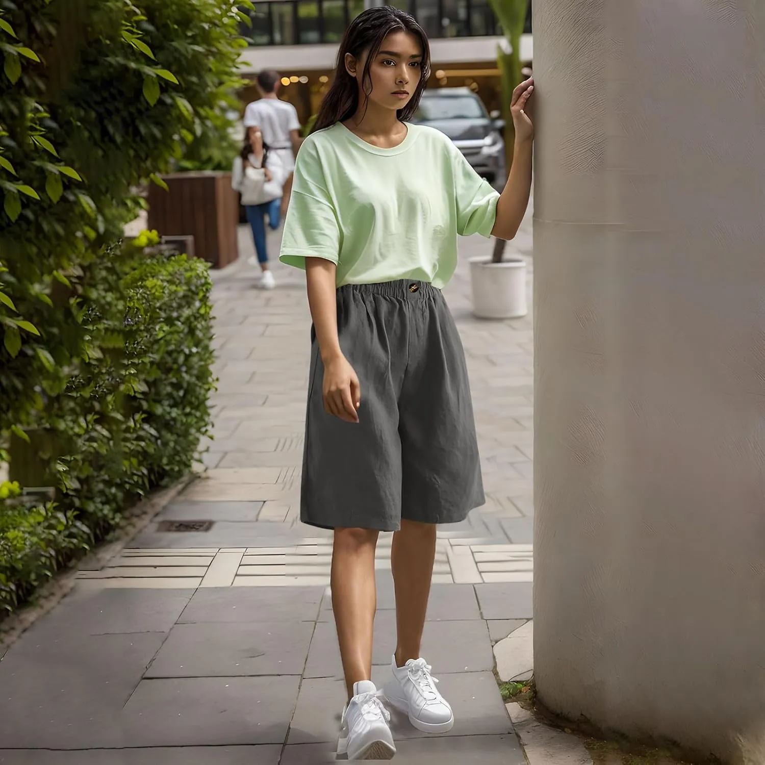 Womens Loose Wide Leg Bermuda Shorts Summer Comfy Elastic Waist Breathable Cotton Linen Knee Length Short Pants