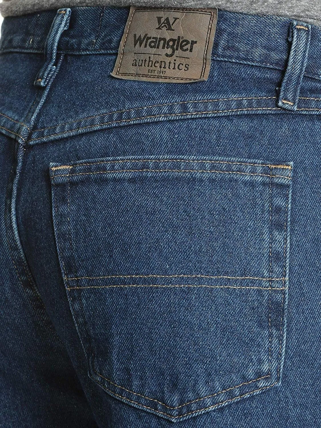 Wrangler Men's Classic 5-Pocket Relaxed Fit Cotton Jean